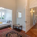 Graca Palace With Private Pool Garden Лісабон