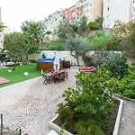 Graca Palace With Private Pool Garden Лісабон